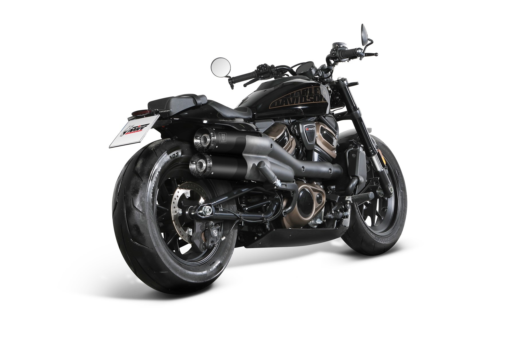 Detailansicht der MIVV Auspuffanlage an der Harley-Davidson Sportster S