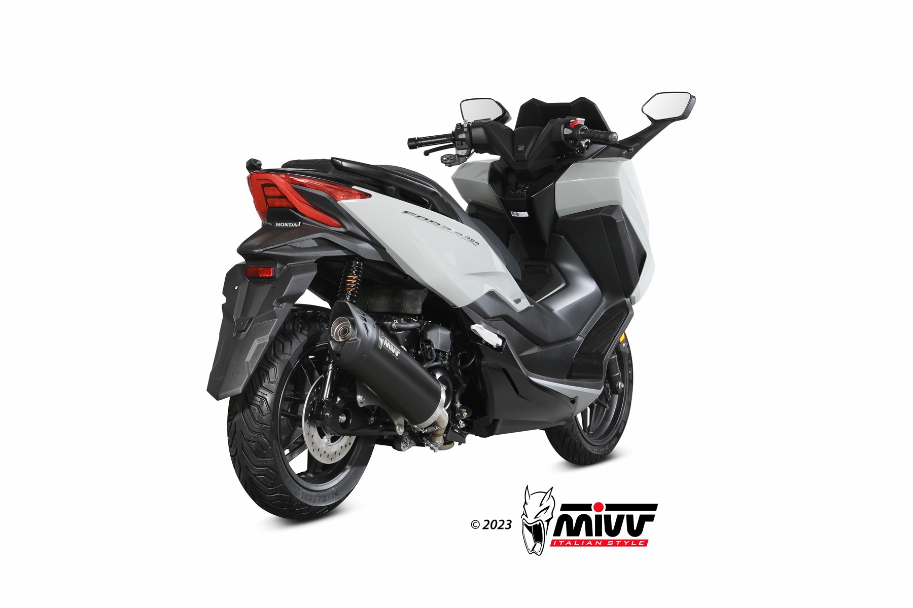 Honda_Forza350_2023-_MVHO0004_02.jpg