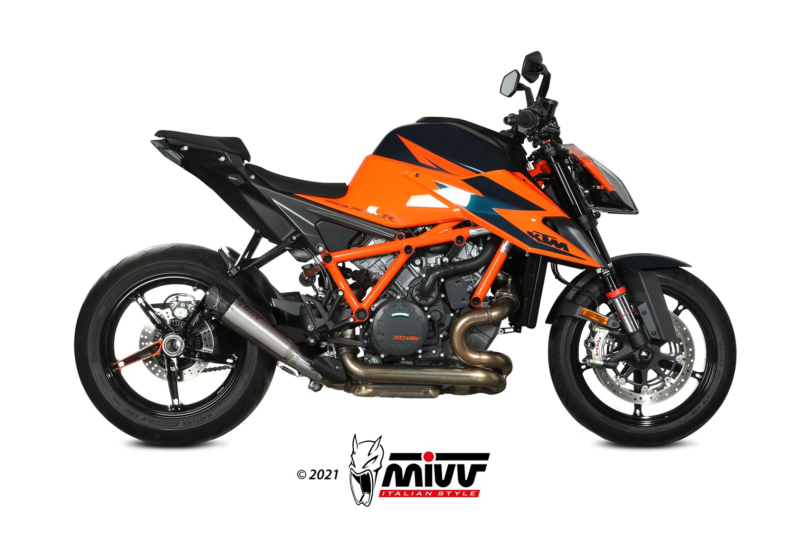 KTM_Superduke_1290_20-_73KT026SC5T_01.jpg